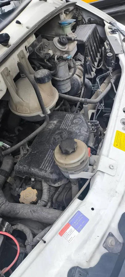 2018 MAXUS XinTu V80 2.5T 136HP L4 6MT,autocango,china used car exporter,china ev exporter,chinese used car exporter,chinese used ev exporter