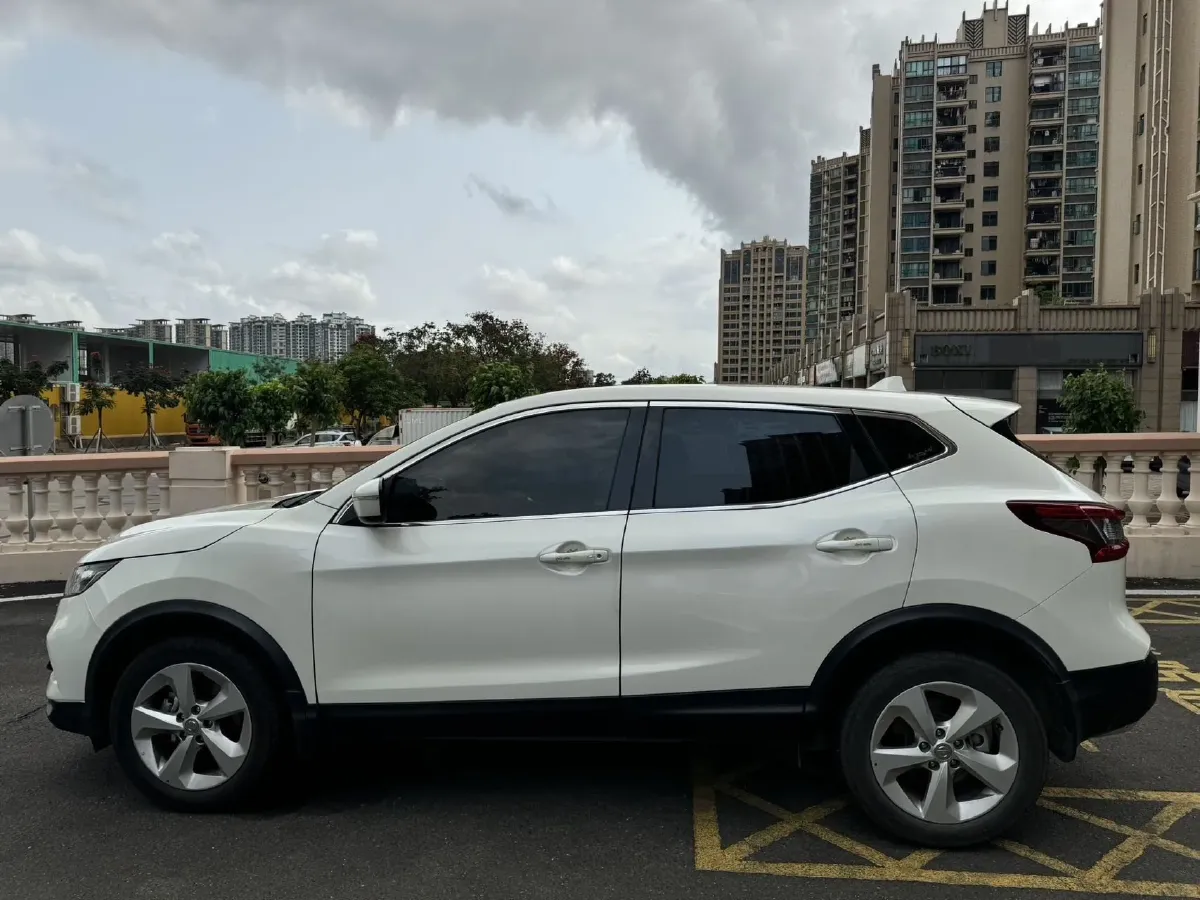 2021 Nissan Qashqai 2.0L 151HP L4 CVT,autocango,china used car exporter,china ev exporter,chinese used car exporter,chinese used ev exporter