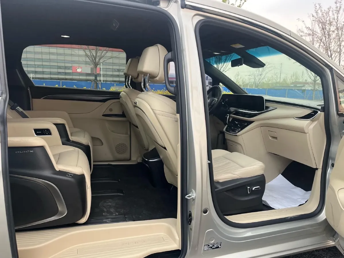 2022 Buick GL8 2.0T 237HP L4 9AT,autocango,china used car exporter,china ev exporter,chinese used car exporter,chinese used ev exporter