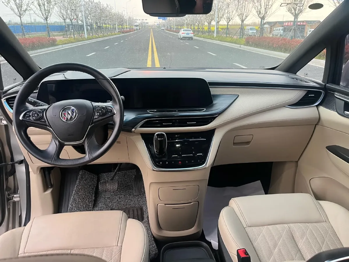 2022 Buick GL8 2.0T 237HP L4 9AT,autocango,china used car exporter,china ev exporter,chinese used car exporter,chinese used ev exporter