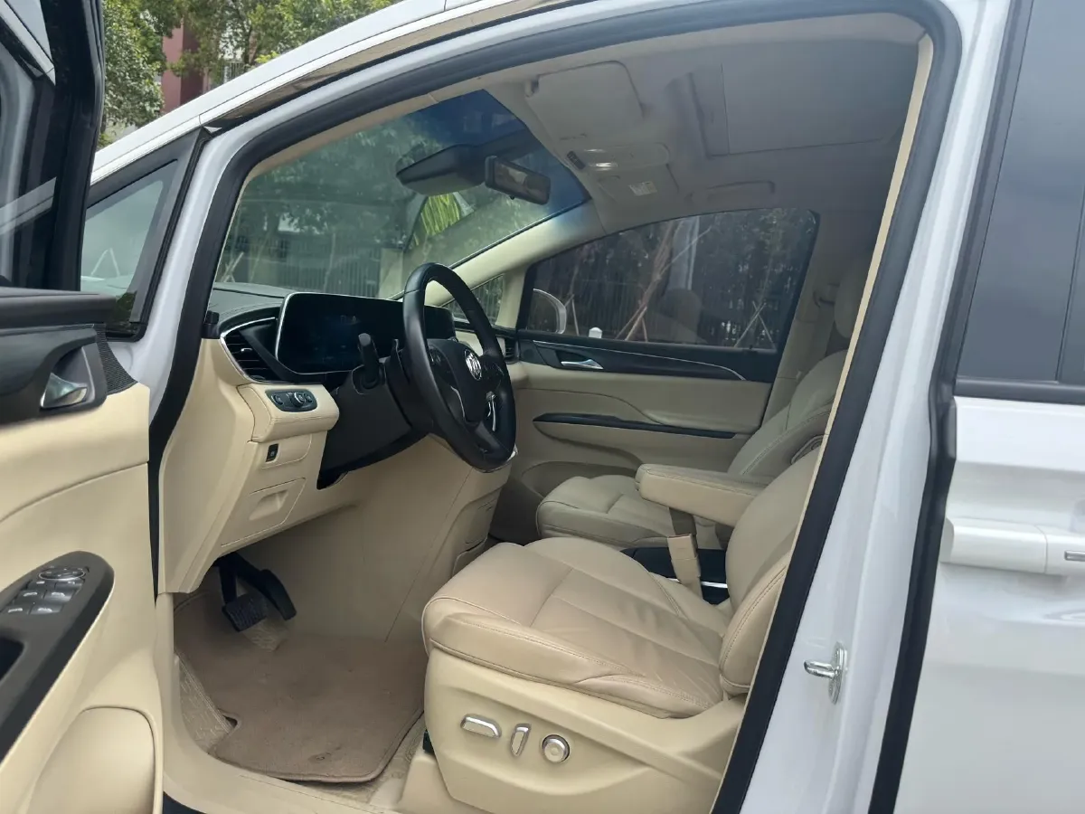 2023 Buick GL8 2.0T 237HP L4 9AT,autocango,china used car exporter,china ev exporter,chinese used car exporter,chinese used ev exporter