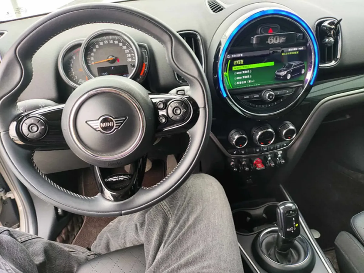 2019 MINI COUNTRYMAN 1.5T 136HP L3 8AT,autocango,china used car exporter,china ev exporter,chinese used car exporter,chinese used ev exporter