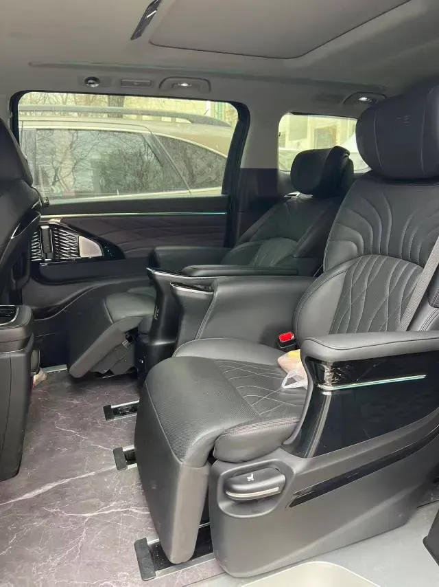 2024 GAC Trumpchi M8 2.0T 252HP L4 8AT,autocango,china used car exporter,china ev exporter,chinese used car exporter,chinese used ev exporter