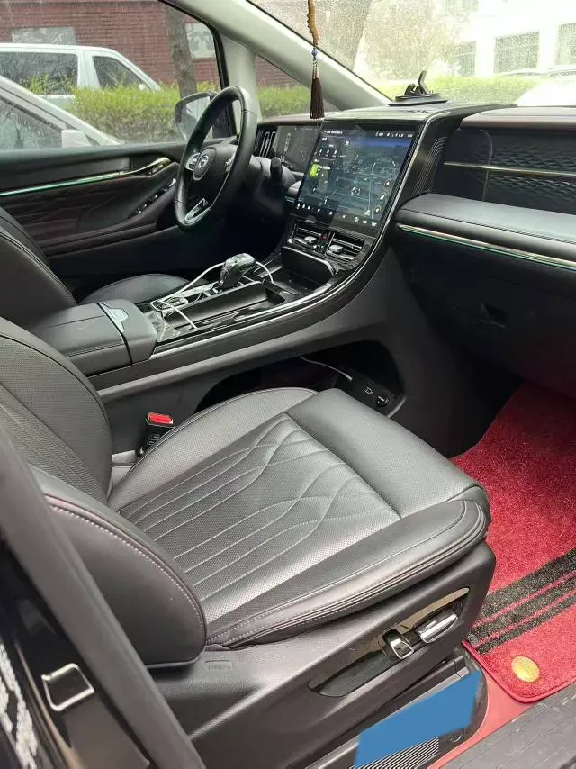 2024 GAC Trumpchi M8 2.0T 252HP L4 8AT,autocango,china used car exporter,china ev exporter,chinese used car exporter,chinese used ev exporter