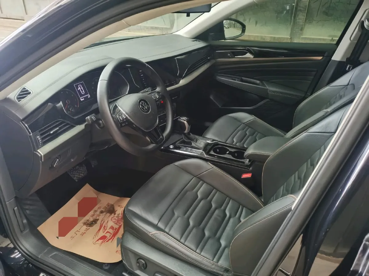 2020 Volkswagen Passat 1.4T 150HP L4 7DCT,autocango,china used car exporter,china ev exporter,chinese used car exporter,chinese used ev exporter