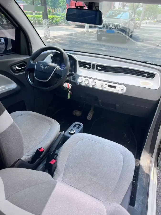 2021 WuLing HongGuang MINI EV BEV 9.3KWH,autocango,china used car exporter,china ev exporter,chinese used car exporter,chinese used ev exporter
