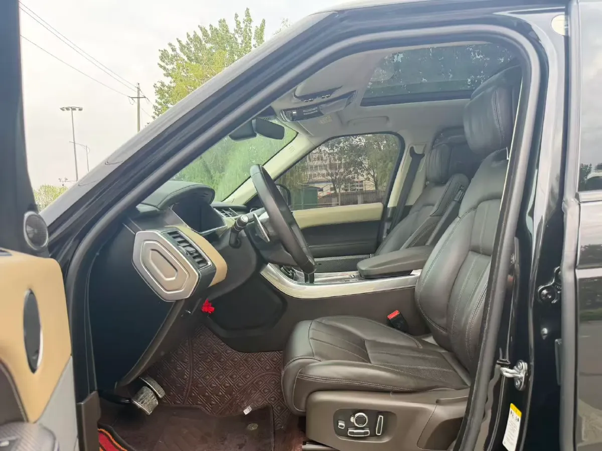 2021 Land Rover Range Rover Sport 3.0T 360HP L6 8AT,autocango,china used car exporter,china ev exporter,chinese used car exporter,chinese used ev exporter