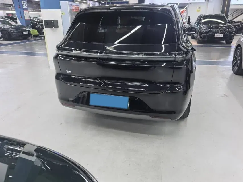 2024 Li L6 Range Extended 154HP L4 REEV 36.8KWH,autocango,china used car exporter,china ev exporter,chinese used car exporter,chinese used ev exporter
