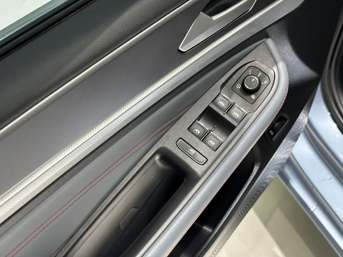 2022 Exceed TXL 2.0T 261HP L4 7DCT,autocango,china used car exporter,china ev exporter,chinese used car exporter,chinese used ev exporter