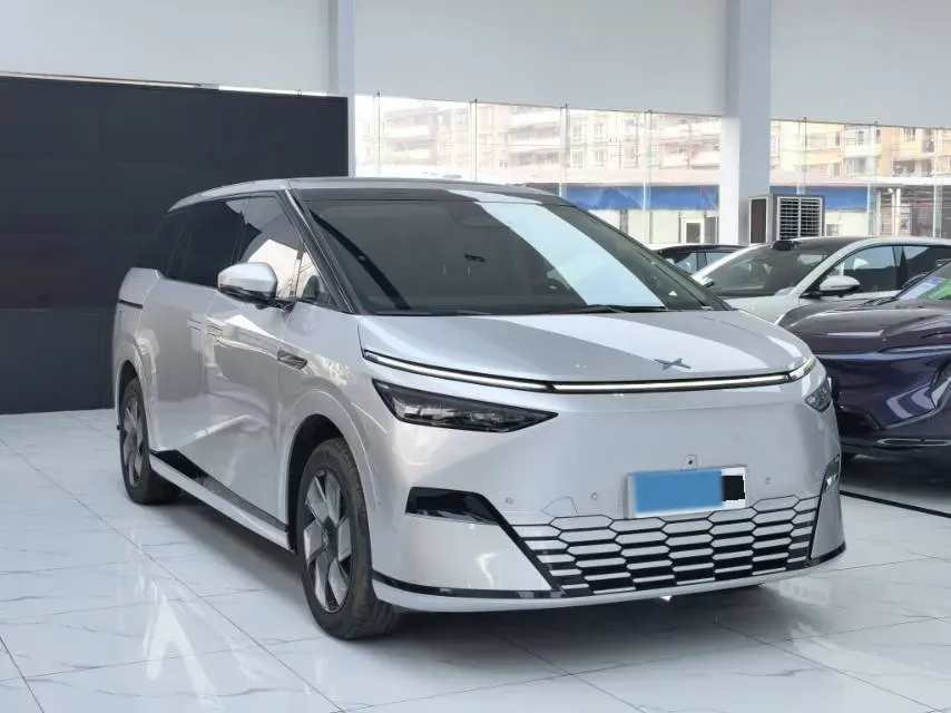 2024 Xpeng X9 BEV 84.5KWH,autocango,china used car exporter,china ev exporter,chinese used car exporter,chinese used ev exporter