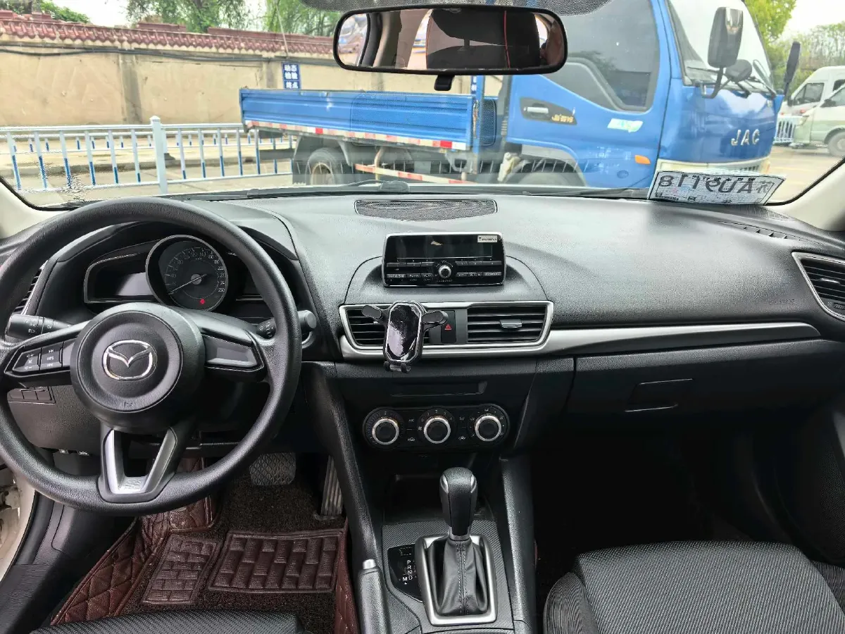 2017 Mazda 3 Axela 1.5L 117HP L4 6AT,autocango,china used car exporter,china ev exporter,chinese used car exporter,chinese used ev exporter