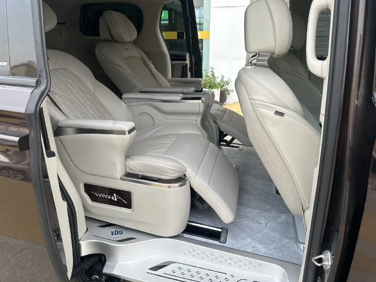 2020 Buick GL8 2.0T 237HP L4 9AT,autocango,china used car exporter,china ev exporter,chinese used car exporter,chinese used ev exporter