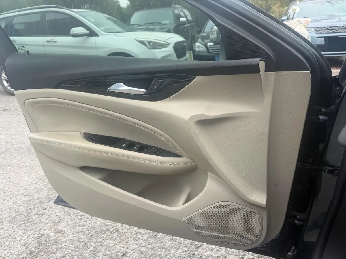 2020 Buick Regal 1.5T 169HP L4 9AT,autocango,china used car exporter,china ev exporter,chinese used car exporter,chinese used ev exporter