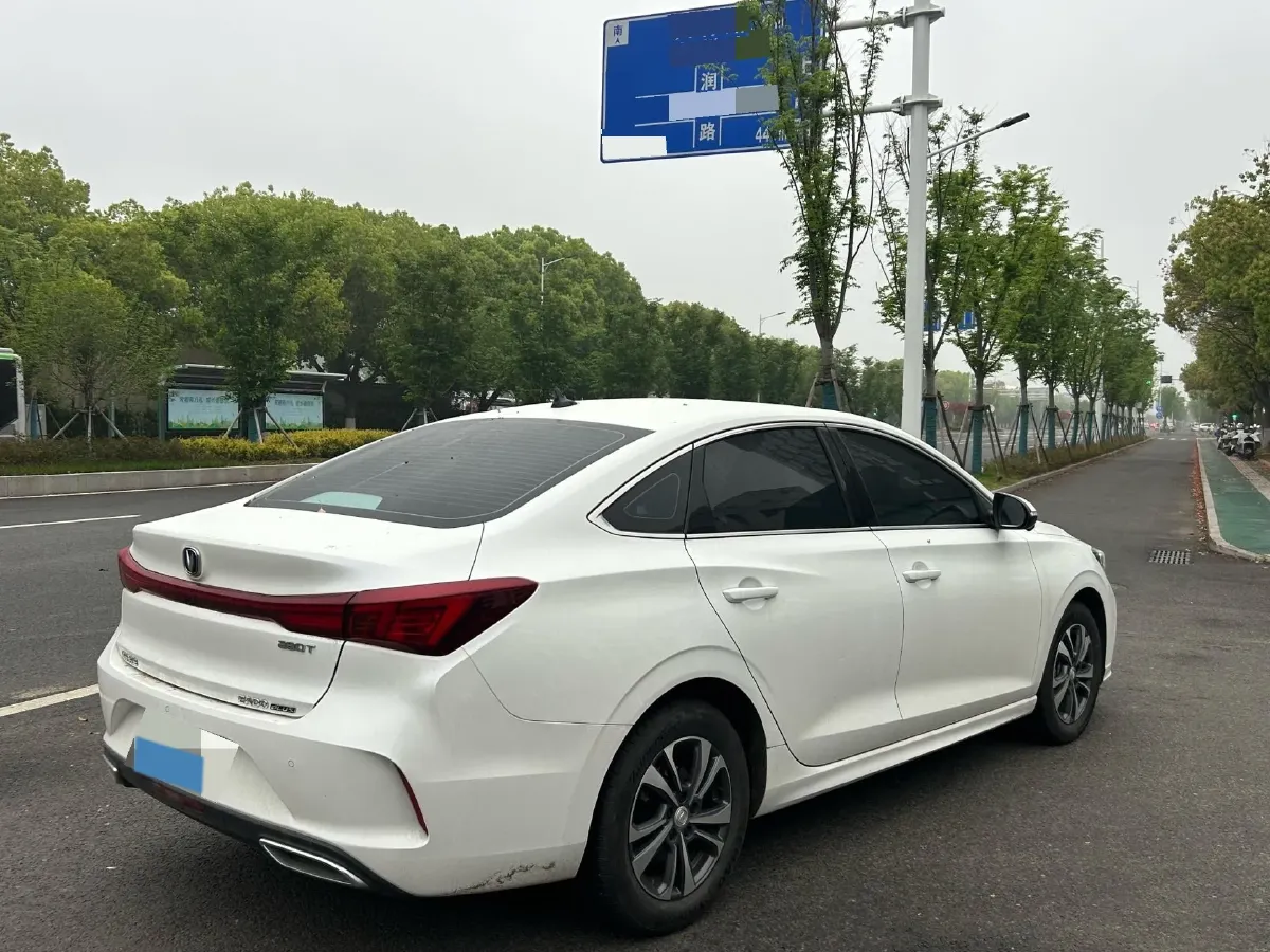 2022 ChangAn Eado 1.4T 160HP L4 7DCT,autocango,china used car exporter,china ev exporter,chinese used car exporter,chinese used ev exporter