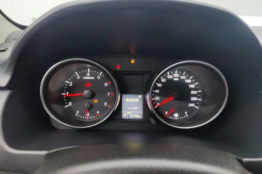 2019 Haval M6 1.5T 150HP L4 7DCT,autocango,china used car exporter,china ev exporter,chinese used car exporter,chinese used ev exporter