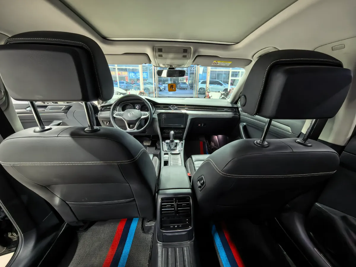 2020 Volkswagen Magotan 2.0T 186HP L4 7DCT,autocango,china used car exporter,china ev exporter,chinese used car exporter,chinese used ev exporter