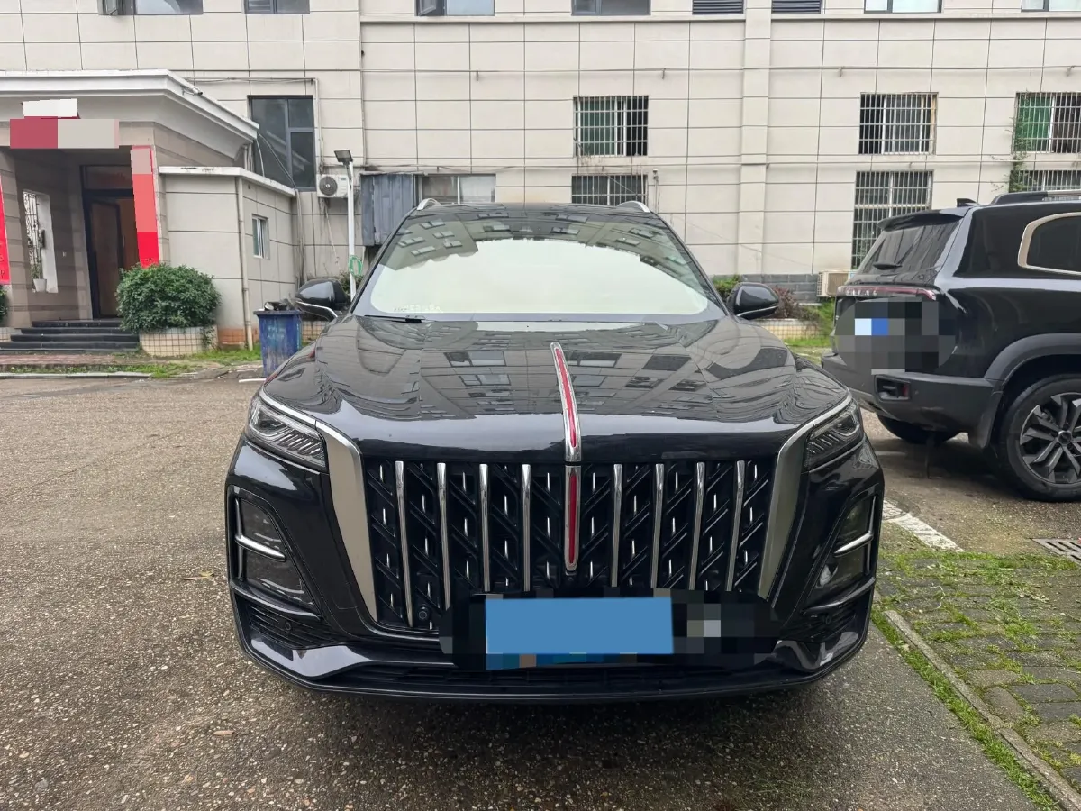 2025 HongQi HS5 2.0T 252HP L4 8AT,autocango,china used car exporter,china ev exporter,chinese used car exporter,chinese used ev exporter