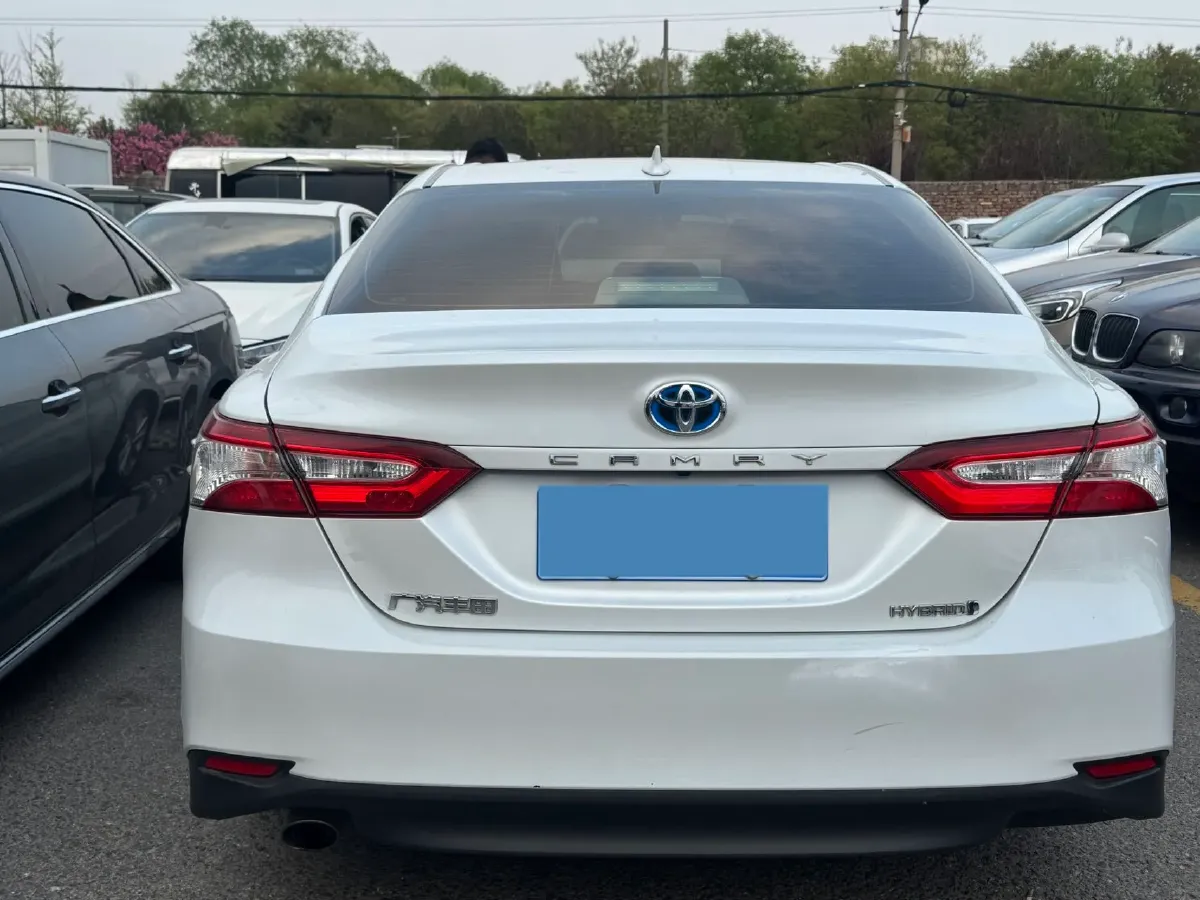 2023 Toyota Camry 2.5L 178HP L4 E-CVT Hybrid,autocango,china used car exporter,china ev exporter,chinese used car exporter,chinese used ev exporter