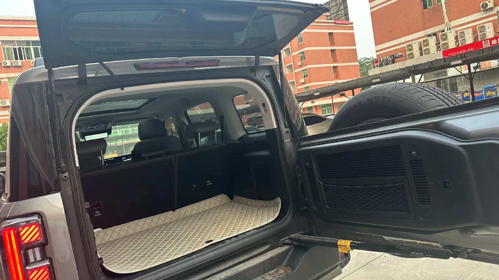 2024 Beijing BJ40 2.0T 245HP L4 8AT,autocango,china used car exporter,china ev exporter,chinese used car exporter,chinese used ev exporter