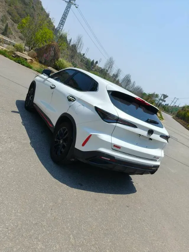 2025 ChangAn X5 PLUS 1.5T 188HP L4 7DCT,autocango,china used car exporter,china ev exporter,chinese used car exporter,chinese used ev exporter