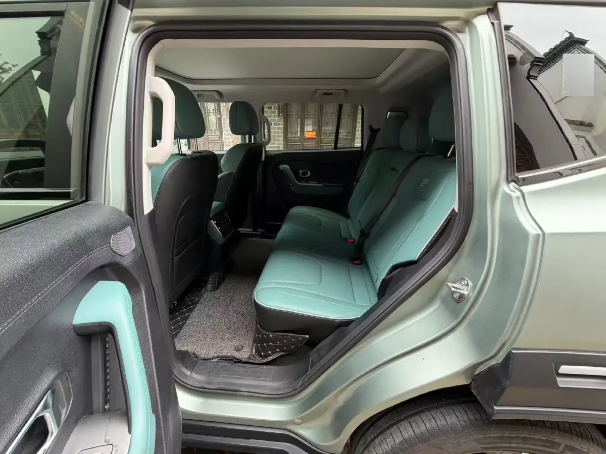 2025 Jetour Traveller 2.0T 254HP L4 7DCT,autocango,china used car exporter,china ev exporter,chinese used car exporter,chinese used ev exporter