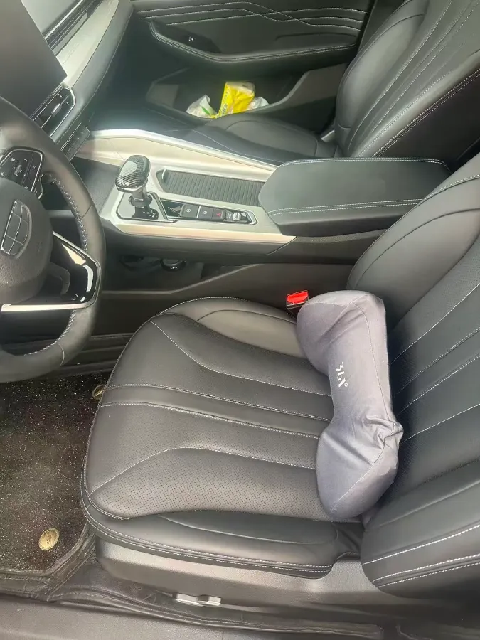 2025 Geely Preface 1.5T 181HP L4 7DCT,autocango,china used car exporter,china ev exporter,chinese used car exporter,chinese used ev exporter