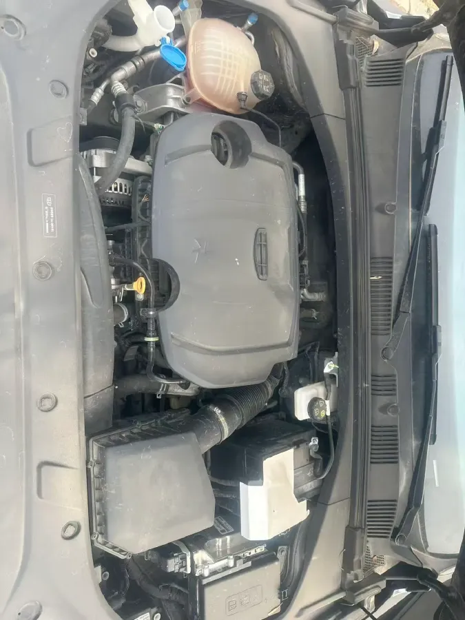 2025 Geely Preface 1.5T 181HP L4 7DCT,autocango,china used car exporter,china ev exporter,chinese used car exporter,chinese used ev exporter