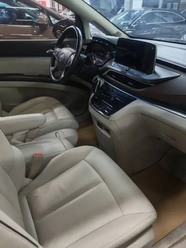 2021 Buick GL8 2.0T 237HP L4 9AT,autocango,china used car exporter,china ev exporter,chinese used car exporter,chinese used ev exporter