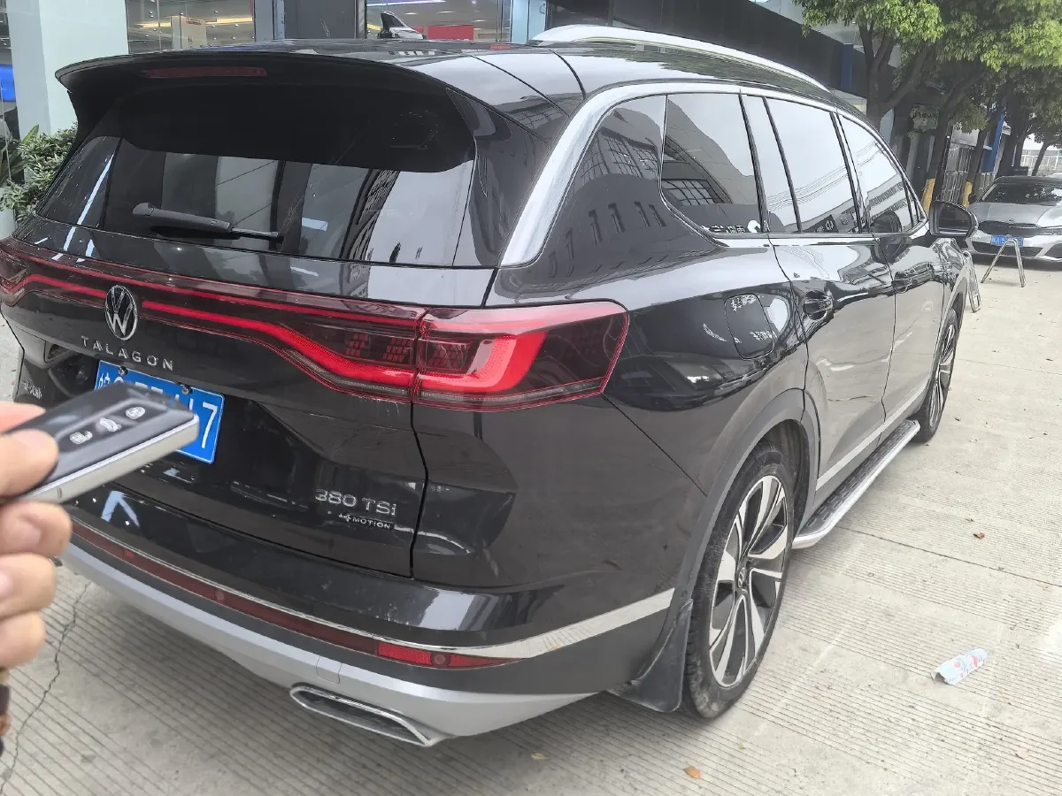 2022 Volkswagen Talagon 2.0T 220HP L4 7DCT,autocango,china used car exporter,china ev exporter,chinese used car exporter,chinese used ev exporter