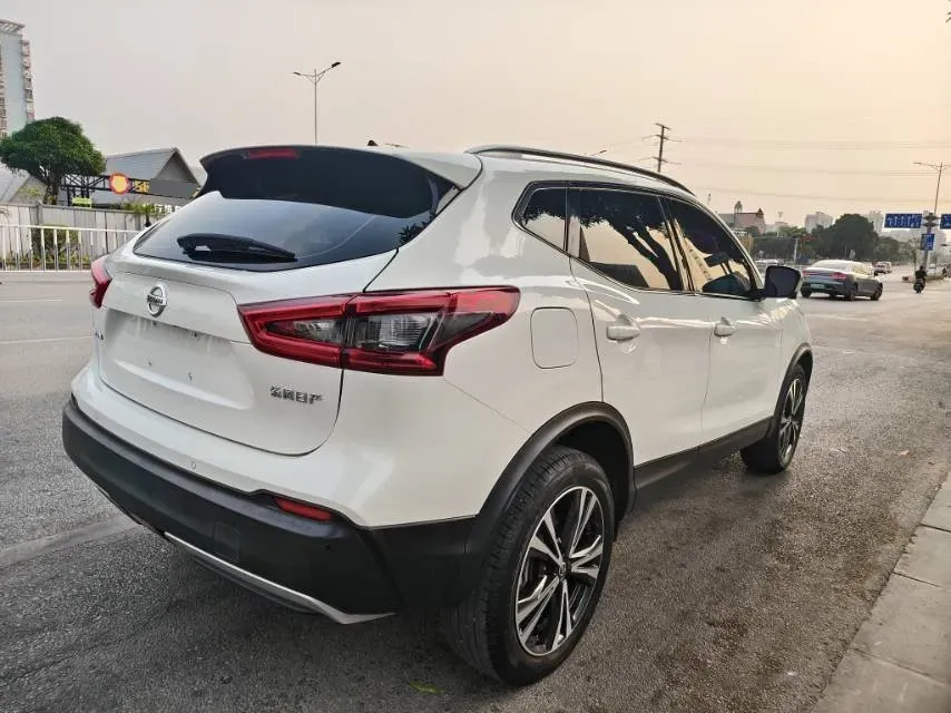 2022 Nissan Qashqai 2.0L 151HP L4 CVT,autocango,china used car exporter,china ev exporter,chinese used car exporter,chinese used ev exporter