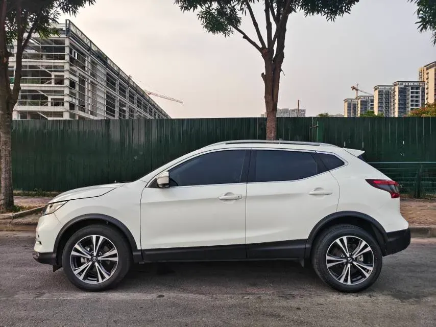 2022 Nissan Qashqai 2.0L 151HP L4 CVT,autocango,china used car exporter,china ev exporter,chinese used car exporter,chinese used ev exporter