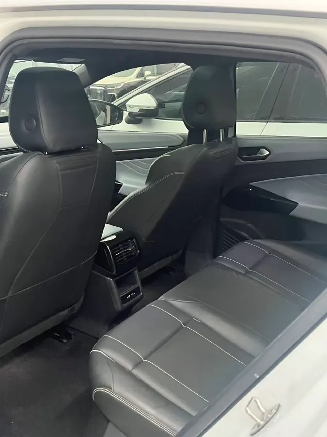 2022 Volkswagen ID.4 X BEV 57.3KWH,autocango,china used car exporter,china ev exporter,chinese used car exporter,chinese used ev exporter