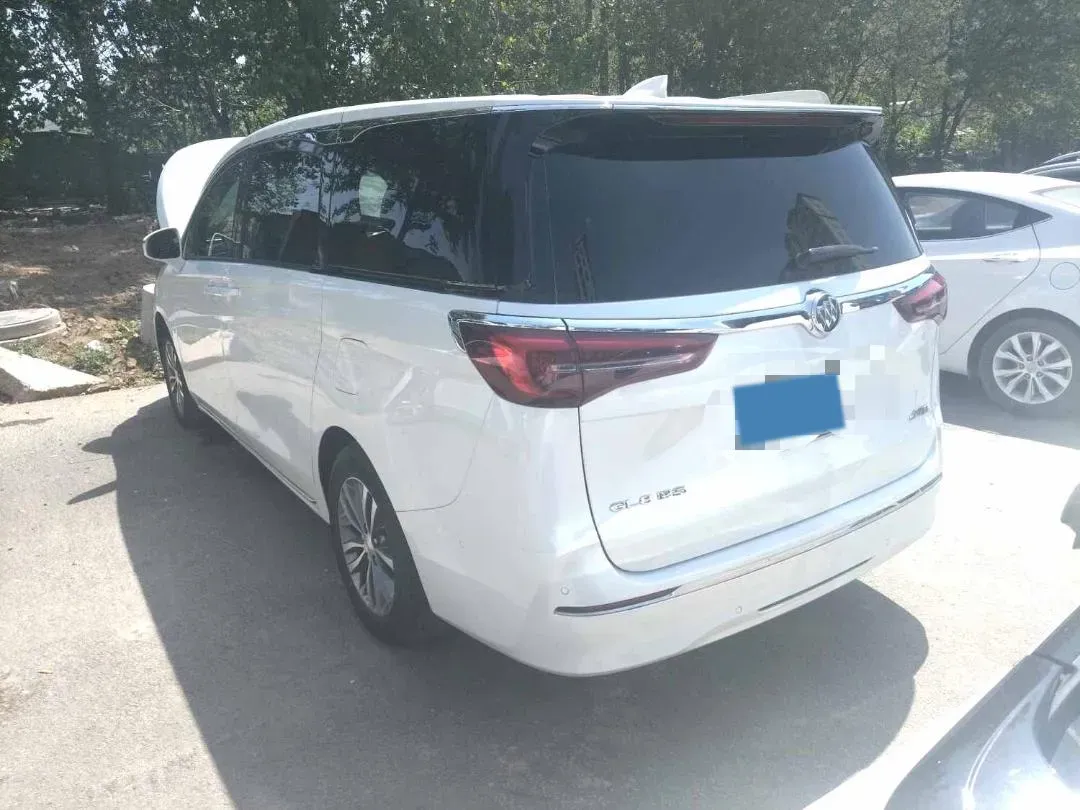 2023 Buick GL8 2.0T 237HP L4 9AT,autocango,china used car exporter,china ev exporter,chinese used car exporter,chinese used ev exporter