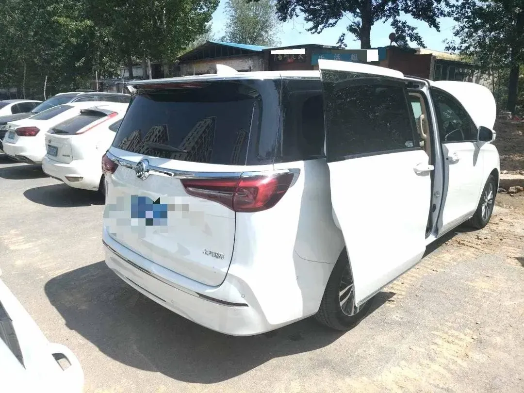 2023 Buick GL8 2.0T 237HP L4 9AT,autocango,china used car exporter,china ev exporter,chinese used car exporter,chinese used ev exporter