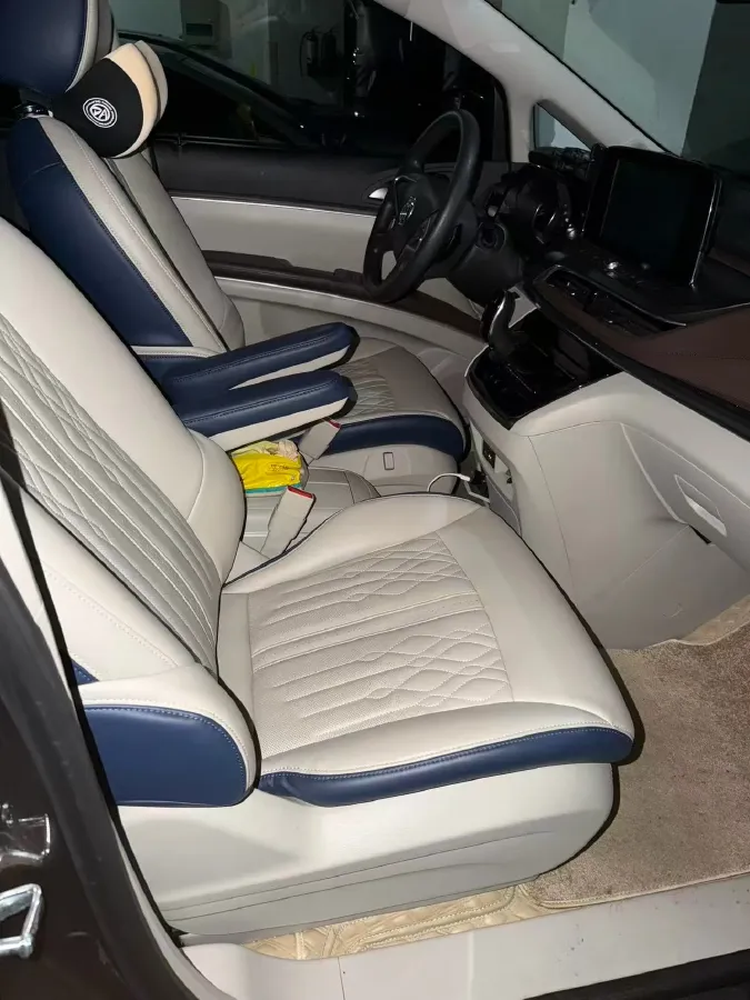 2023 Buick GL8 2.0T 237HP L4 9AT,autocango,china used car exporter,china ev exporter,chinese used car exporter,chinese used ev exporter