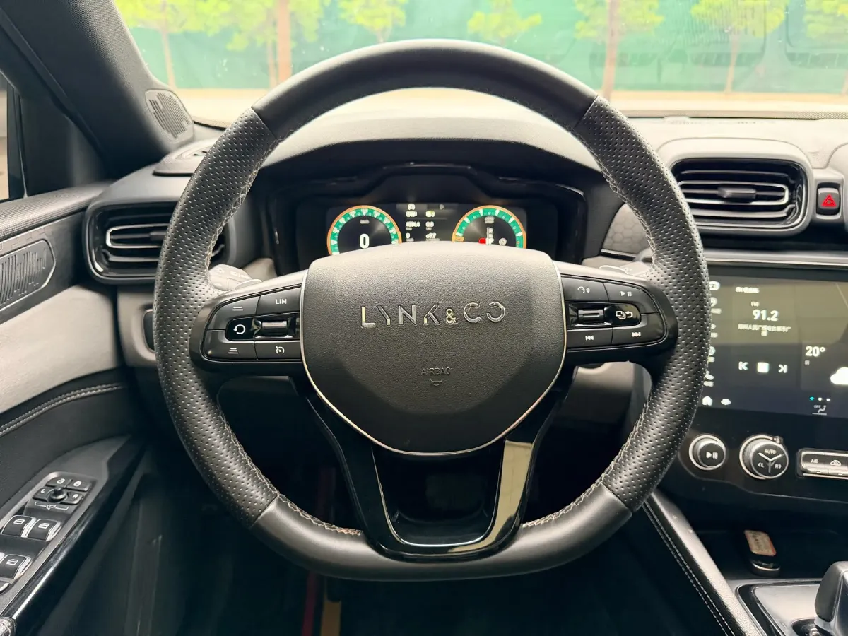 2020 LYNK&CO 03 2.0T 190HP L4 6AT,autocango,china used car exporter,china ev exporter,chinese used car exporter,chinese used ev exporter