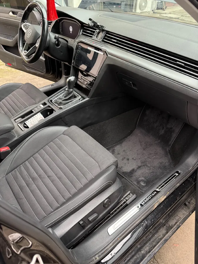 2020 Volkswagen Magotan 2.0T 186HP L4 7DCT,autocango,china used car exporter,china ev exporter,chinese used car exporter,chinese used ev exporter