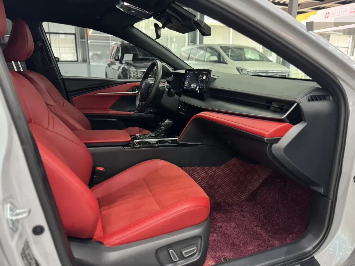 2024 Toyota Camry 2.0L 152HP L4 E-CVT Hybrid,autocango,china used car exporter,china ev exporter,chinese used car exporter,chinese used ev exporter