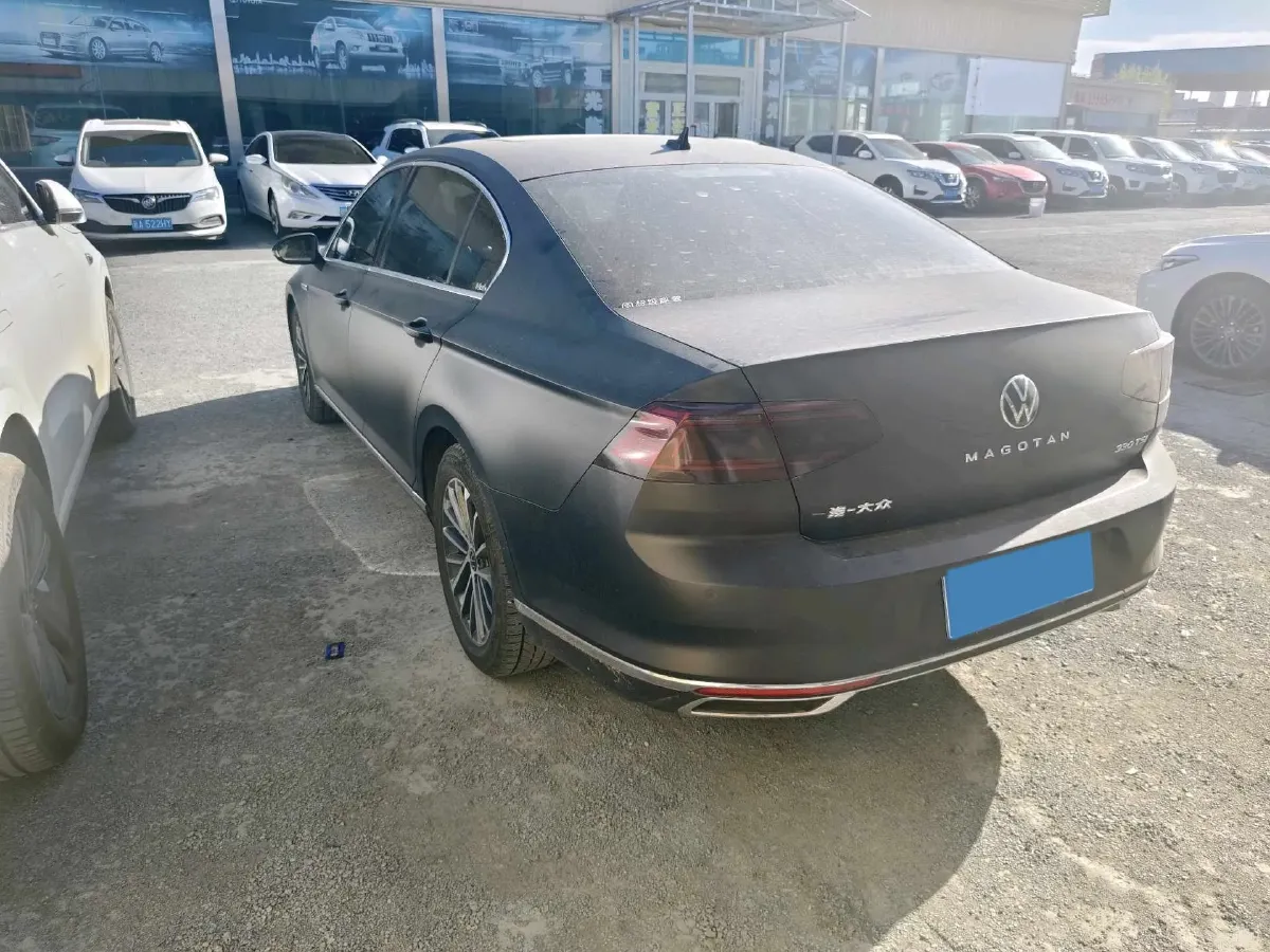 2020 Volkswagen Magotan 2.0T 186HP L4 7DCT,autocango,china used car exporter,china ev exporter,chinese used car exporter,chinese used ev exporter
