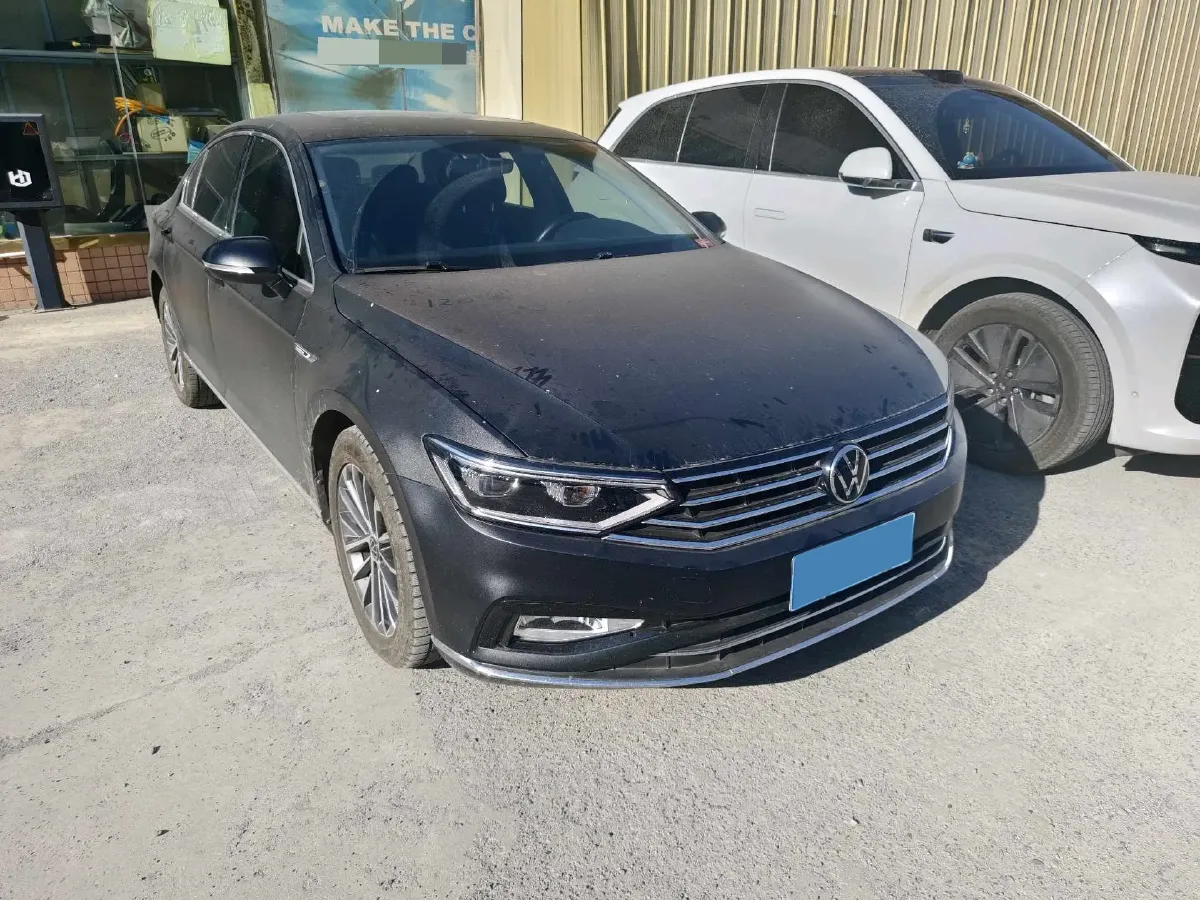 2020 Volkswagen Magotan 2.0T 186HP L4 7DCT,autocango,china used car exporter,china ev exporter,chinese used car exporter,chinese used ev exporter
