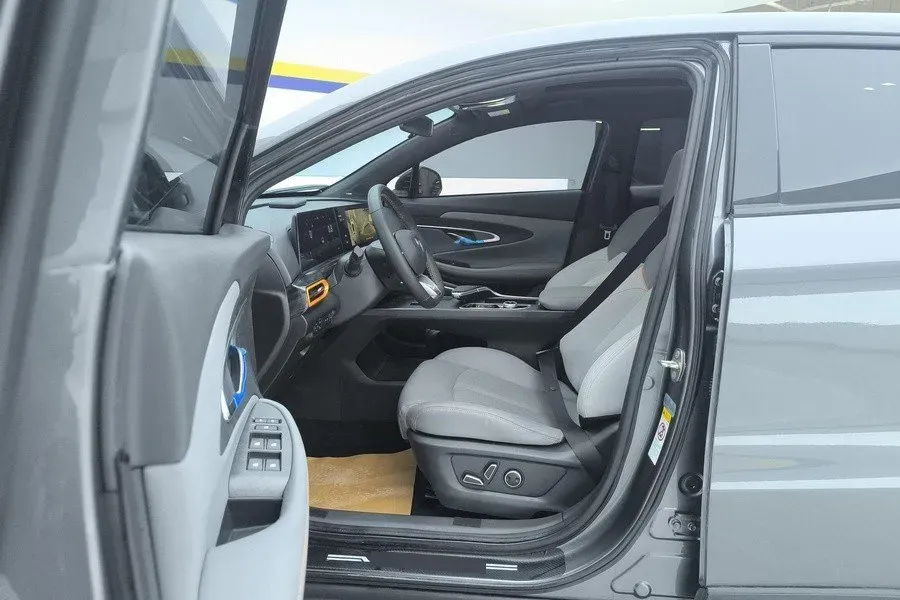 2022 ChangAn UNI-T 1.5T 188HP L4 7DCT,autocango,china used car exporter,china ev exporter,chinese used car exporter,chinese used ev exporter