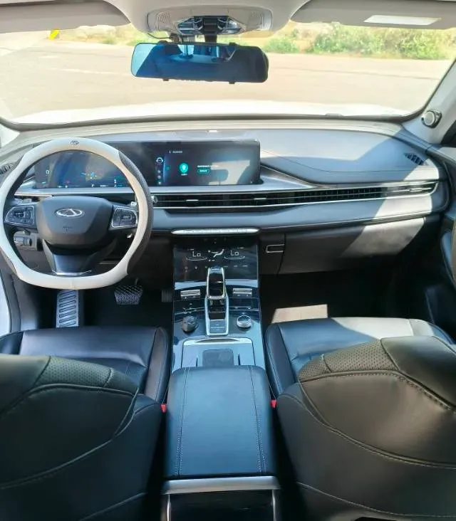 2021 Chery Tiggo 8 Plus 1.6T 197HP L4 7DCT,autocango,china used car exporter,china ev exporter,chinese used car exporter,chinese used ev exporter