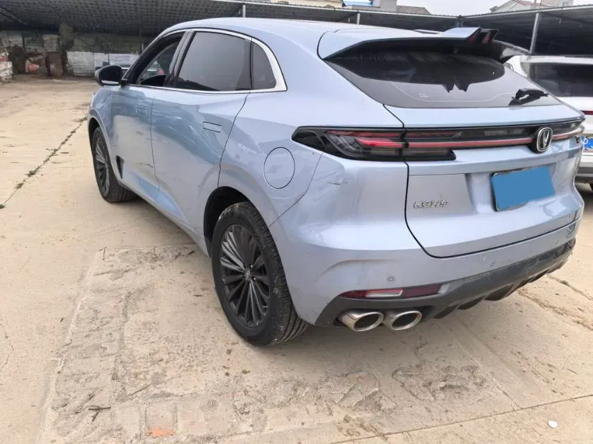 2021 ChangAn UNI-K 2.0T 233HP L4 8AT,autocango,china used car exporter,china ev exporter,chinese used car exporter,chinese used ev exporter