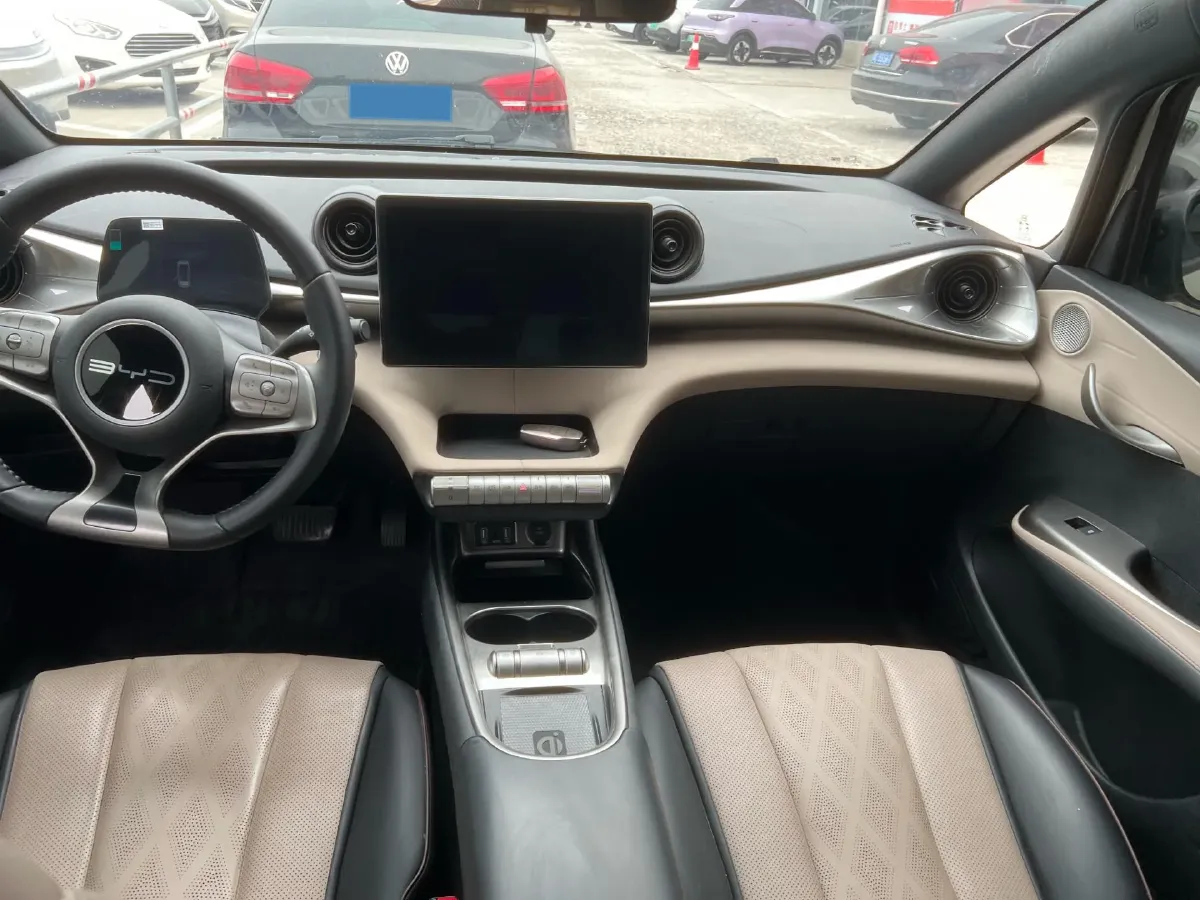 2023 BYD Dolphin BEV 44.928KWH,autocango,china used car exporter,china ev exporter,chinese used car exporter,chinese used ev exporter