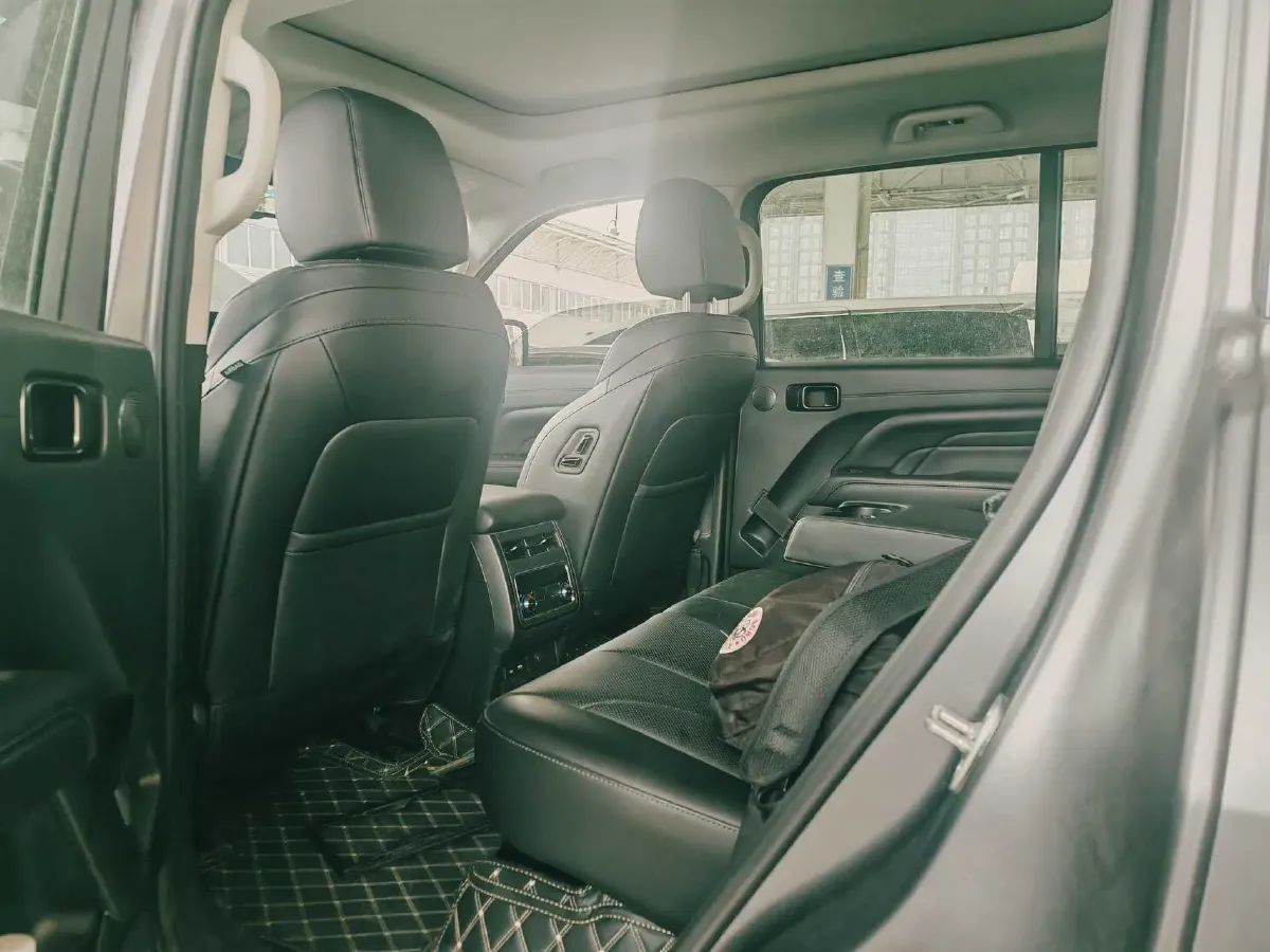 2024 Haval H9 2.0T 224HP L4 8AT,autocango,china used car exporter,china ev exporter,chinese used car exporter,chinese used ev exporter