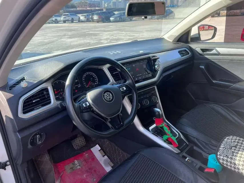 2020 Volkswagen T-Roc 1.4T 150HP L4 7DCT,autocango,china used car exporter,china ev exporter,chinese used car exporter,chinese used ev exporter
