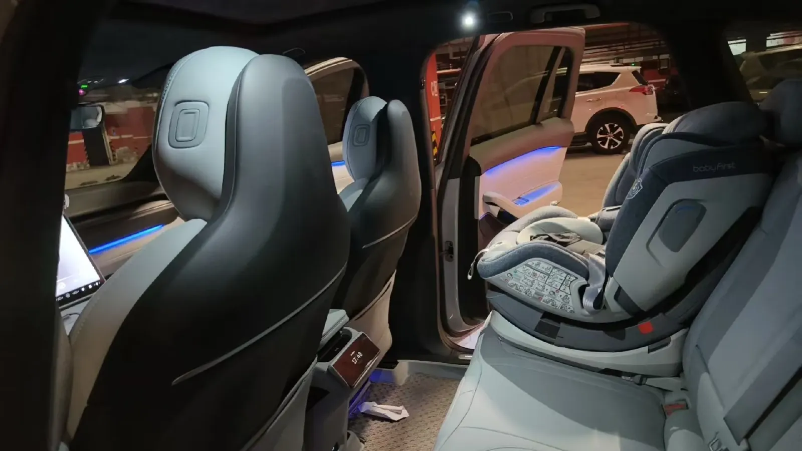 2024 NIO ES6 BEV 75KWH,autocango,china used car exporter,china ev exporter,chinese used car exporter,chinese used ev exporter