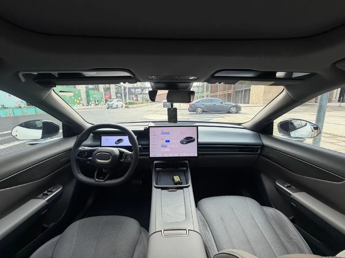 2024 LYNK&CO 07 EM-P 1.5T 163HP L4 3DHT PHEV 18.99KWH,autocango,china used car exporter,china ev exporter,chinese used car exporter,chinese used ev exporter