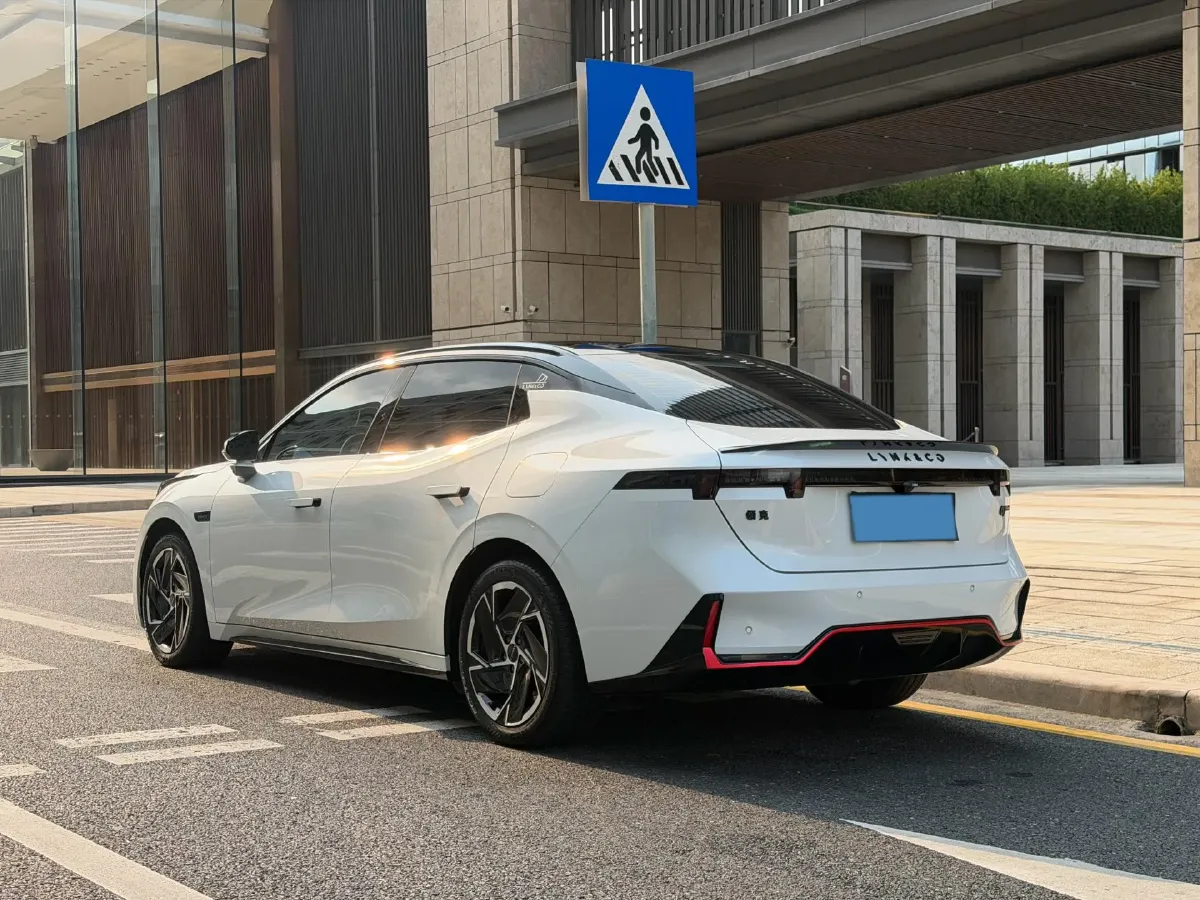 2024 LYNK&CO 07 EM-P 1.5T 163HP L4 3DHT PHEV 18.99KWH,autocango,china used car exporter,china ev exporter,chinese used car exporter,chinese used ev exporter