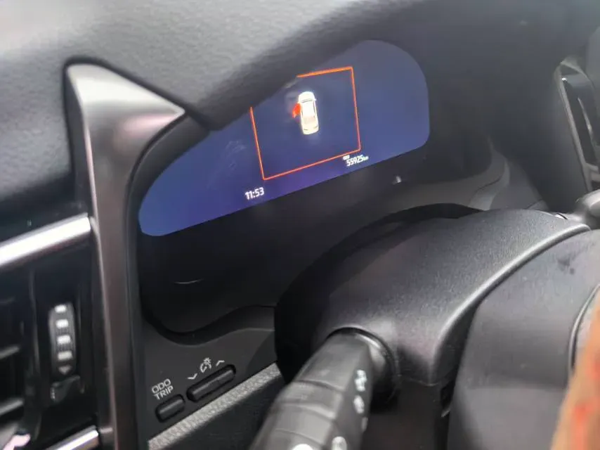 2023 Toyota Camry 2.5L 178HP L4 E-CVT Hybrid,autocango,china used car exporter,china ev exporter,chinese used car exporter,chinese used ev exporter